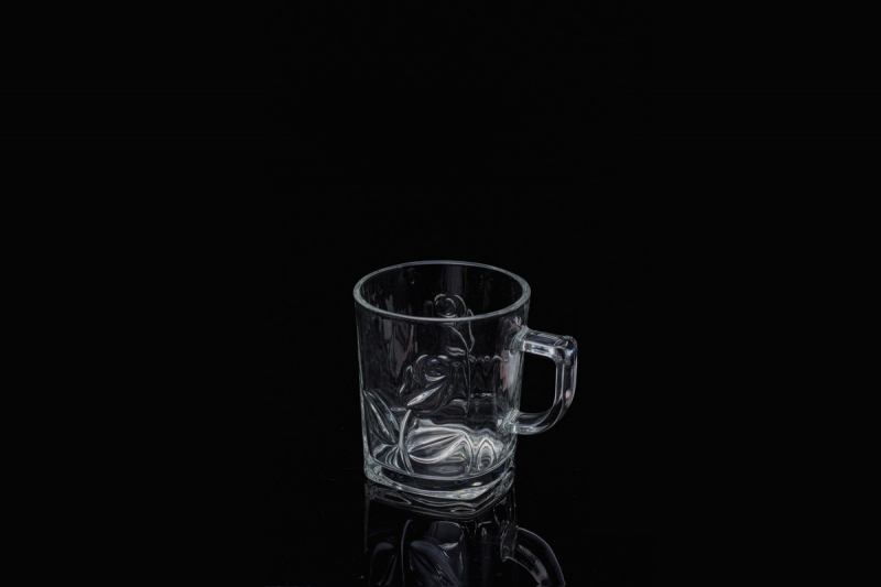玻璃酒杯的耐热性如何？黄瓜视频在线下载能承受多高温度？